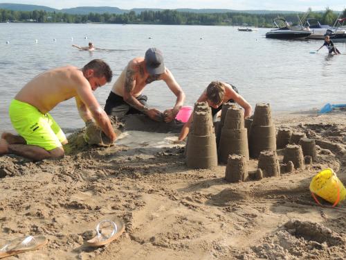 Larouche (QC) Canada Booking Discount agoda.com