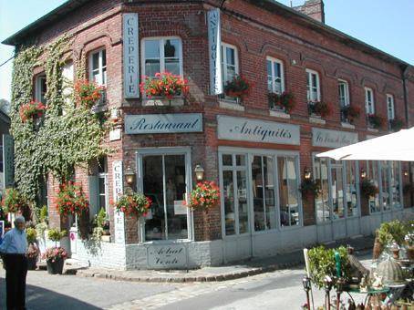 Lyons la Fôret France Booking Discount booking.com