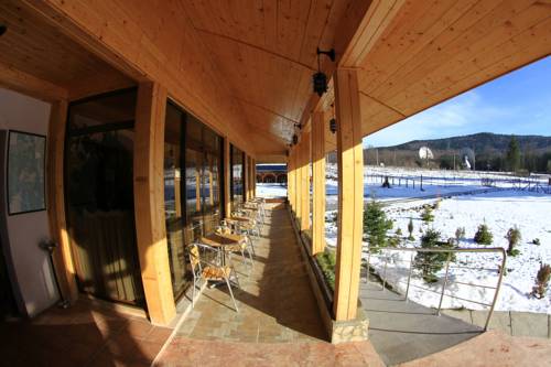 Cheia Romania Booking Discount booking.com