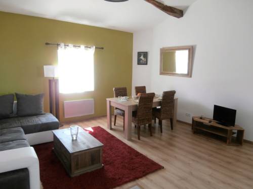 Chef-Boutonne France Booking Discount booking.com