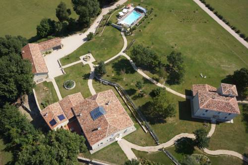 Avezan France Booking Discount booking.com