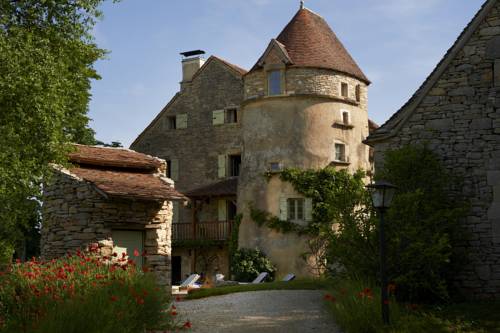 Calvignac France Booking Discount booking.com