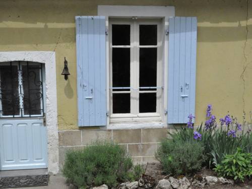 Boucé France Booking Discount booking.com