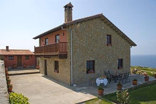 San Vicente de la Barquera Spain Booking Discount booking.com