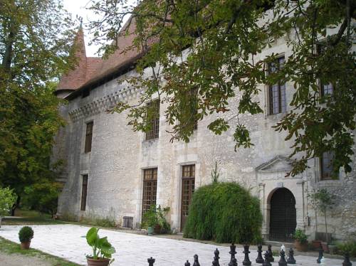 Saint-Astier France Booking Discount booking.com