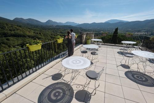 Le Poet-Laval France Booking Discount agoda.com